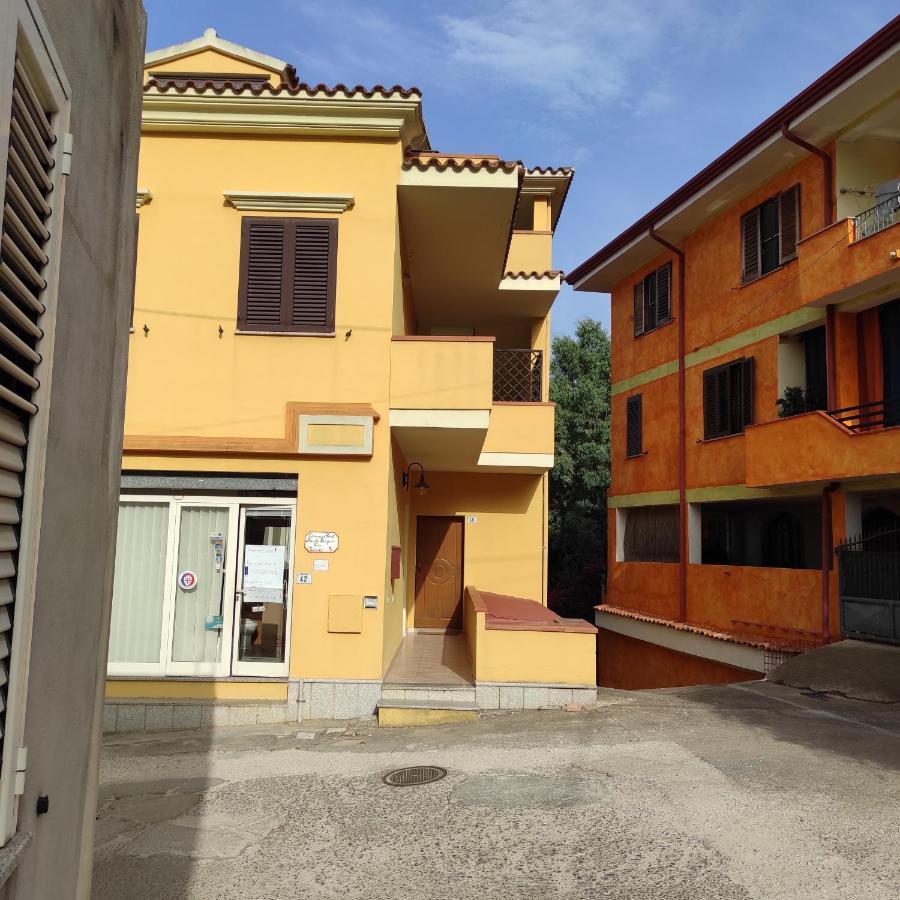 Monolocale Yellow Siniscola Buitenkant foto
